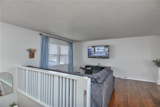 509 W South Street, Spring Hill, KS 66083