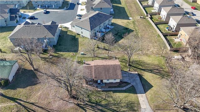 509 W South Street, Spring Hill, KS 66083