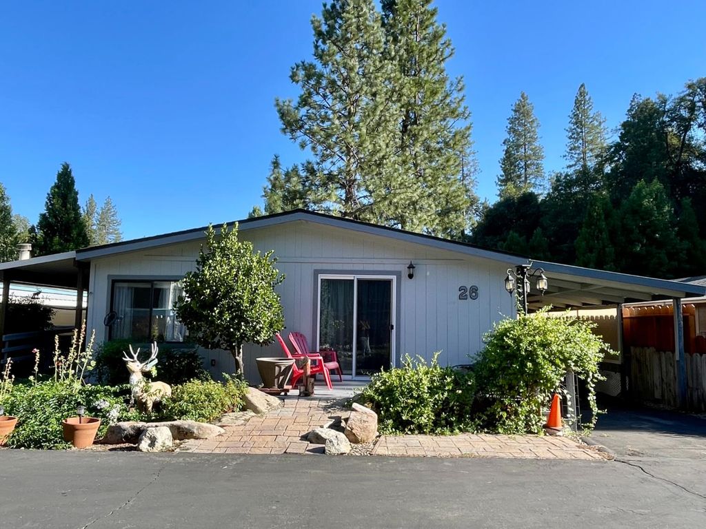 Image 1 of property listing at 39737 Road 274 # 26, Bass Lake, CA 93604