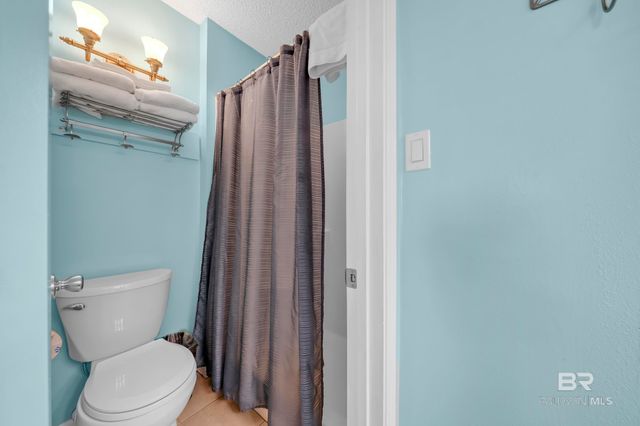 952 W Beach Boulevard 305, Gulf Shores, AL 36542