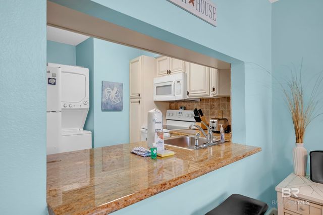 952 W Beach Boulevard 305, Gulf Shores, AL 36542