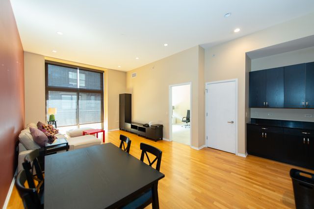 310 S Michigan Avenue 2007, Chicago, IL 60604