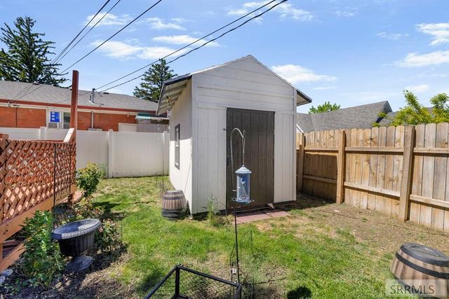 1225 Mound Avenue, Idaho Falls, ID 83402