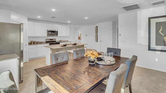 3991 E Market Street, Tucson, AZ 85706