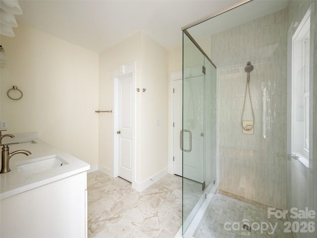 366 Mistletoe Trail, Hendersonville, NC 28791