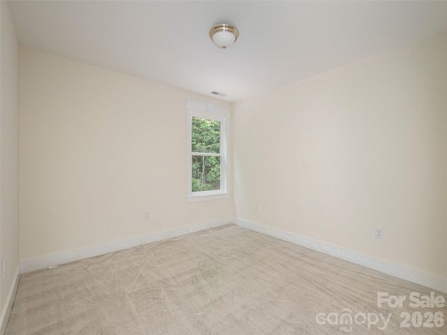 366 Mistletoe Trail, Hendersonville, NC 28791