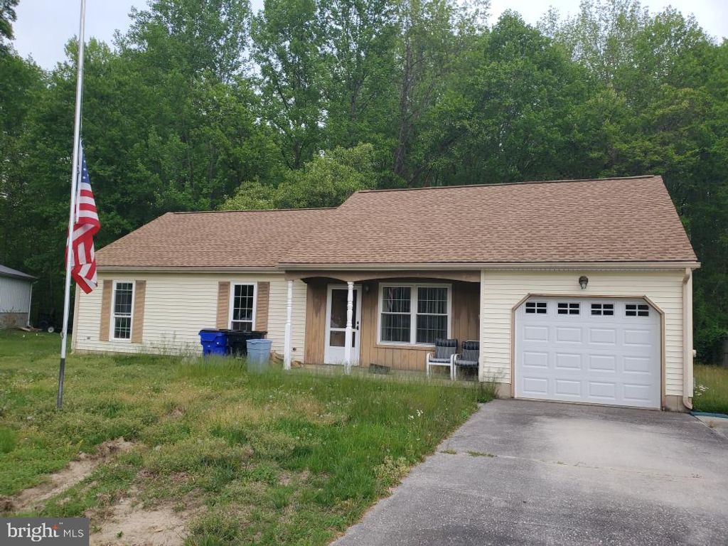 15 COVERLY CT, Dover, DE 19904