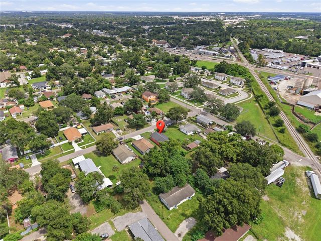 3721 E NORTH BAY STREET, Tampa, FL 33610