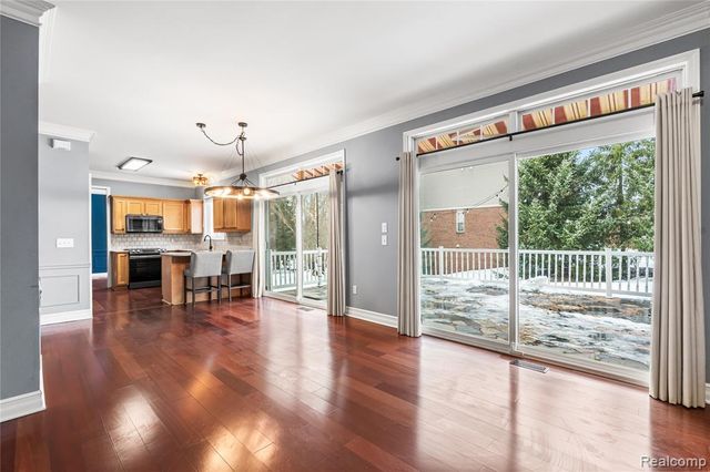 489 N Washington Street, Lake Orion, MI 48362