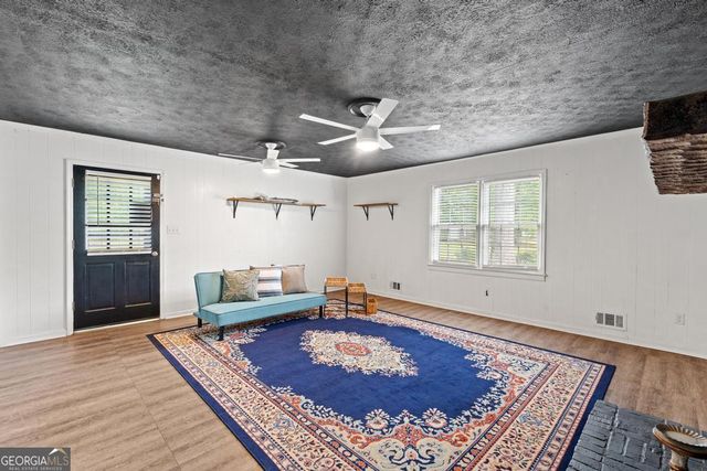 115 Pine Avenue SW, Griffin, GA 30224