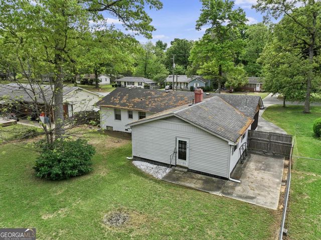 115 Pine Avenue SW, Griffin, GA 30224