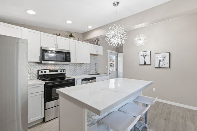 3126 SW 12th Place, Des Moines, IA 50315