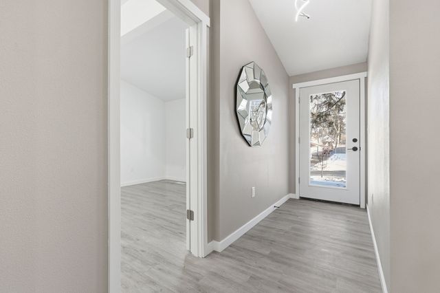 3126 SW 12th Place, Des Moines, IA 50315