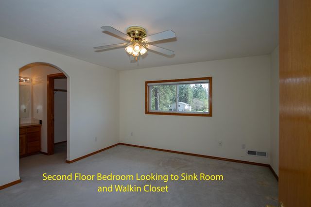 1107 Pinebrook Dr, Chewelah, WA 99109