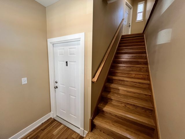 228 N Leclaire Avenue, Chicago, IL 60644