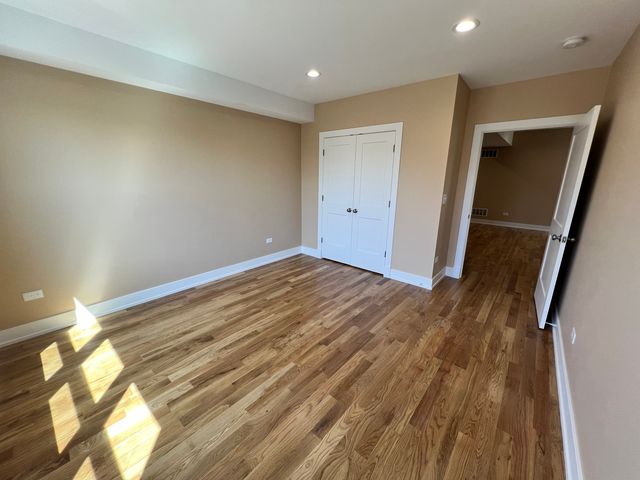 228 N Leclaire Avenue, Chicago, IL 60644