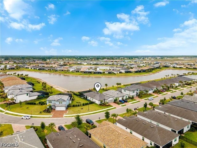 3692 Passion Vine DR, Alva, FL 33920