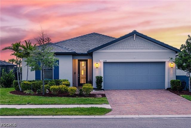 3692 Passion Vine DR, Alva, FL 33920