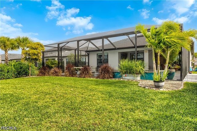 3692 Passion Vine DR, Alva, FL 33920