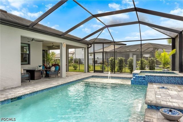 3692 Passion Vine DR, Alva, FL 33920