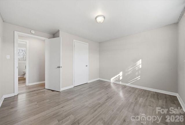 1512 N Deal Avenue, Newton, NC 28658