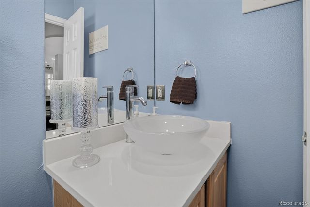 1208 Carlyle Park Circle, Highlands Ranch, CO 80129