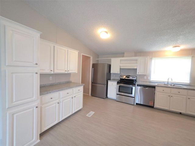 13024 Falling Oak Drive, Willis, TX 77318