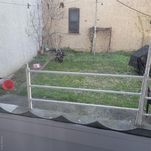 6629 Myrtle Avenue, Glendale, NY 11385