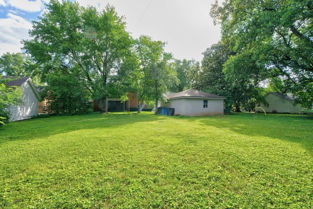1928-1930 Fontaine Road, Lexington, KY 40502