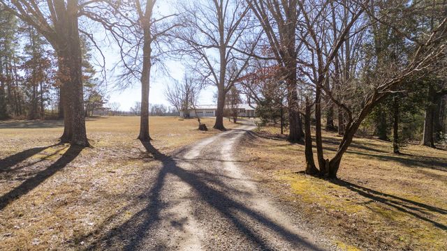 865 PICKETT RD, Stantonville, TN 38379