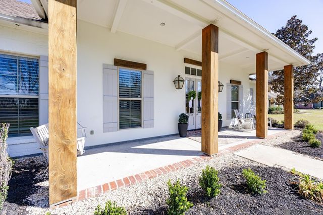 13013 E Cypress Way, Geismar, LA 70734