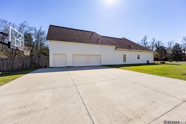 13013 E Cypress Way, Geismar, LA 70734