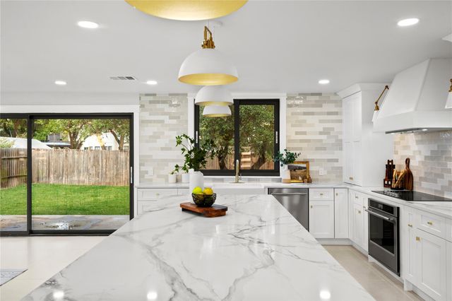 10701 Scotland Well DR, Austin, TX 78750
