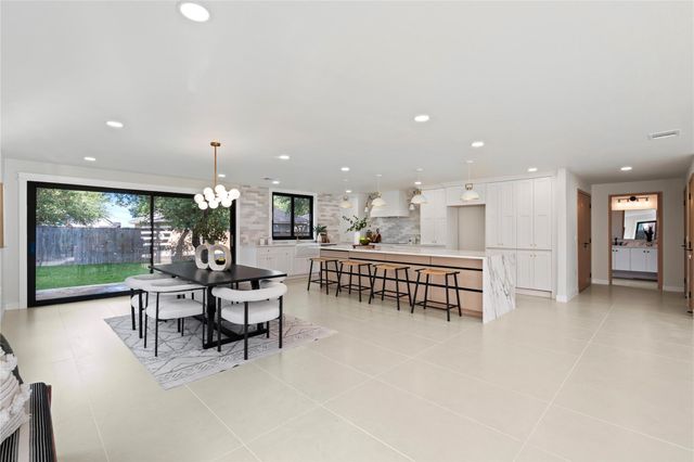 10701 Scotland Well DR, Austin, TX 78750