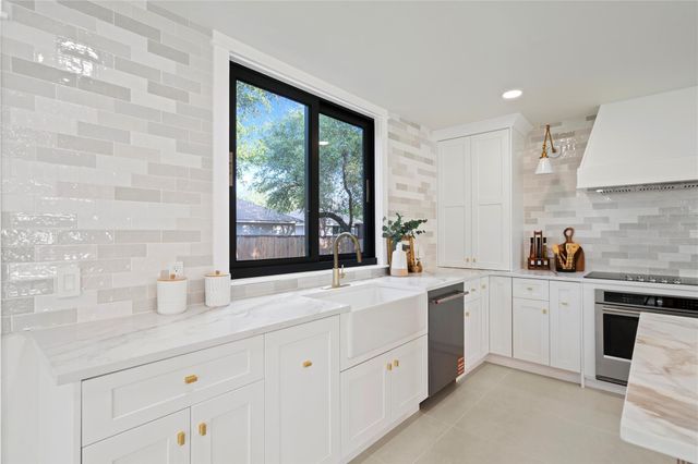 10701 Scotland Well DR, Austin, TX 78750