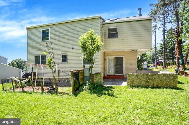 552 ORIOLE CT, Harrisburg, PA 17111