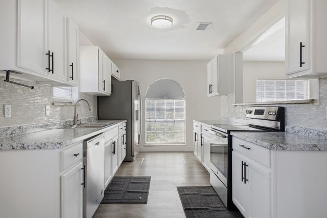 2101 Forestcrest Drive, Plano, TX 75074