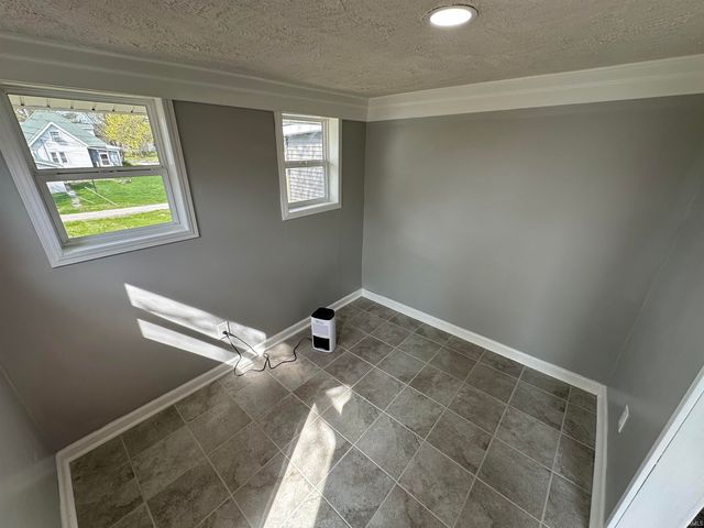 1307 19TH STREET, Bedford, IN 47421