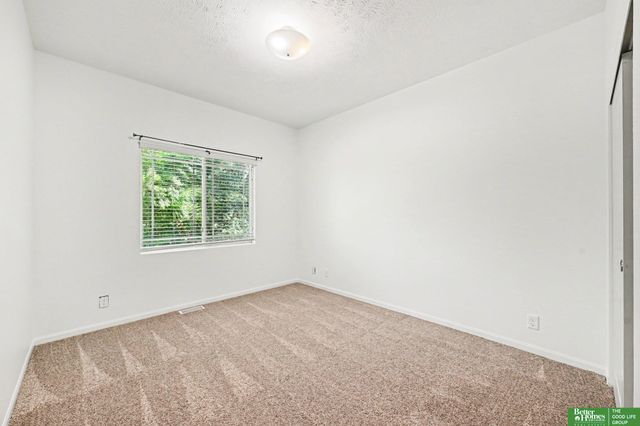 16313 Browne Street, Omaha, NE 68116