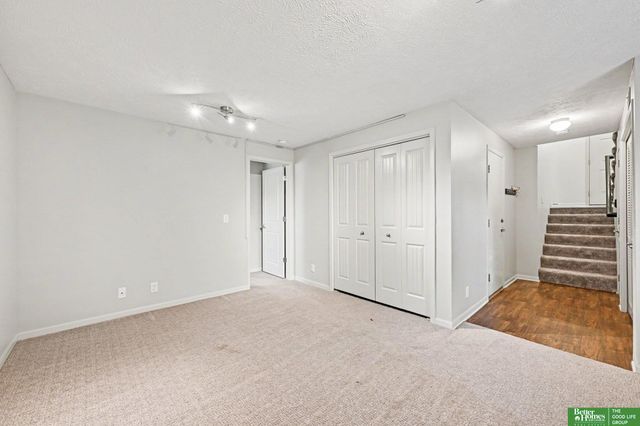 16313 Browne Street, Omaha, NE 68116