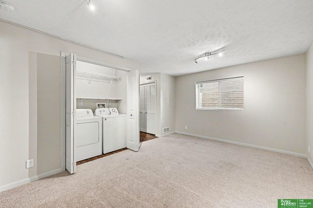 16313 Browne Street, Omaha, NE 68116