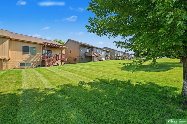16313 Browne Street, Omaha, NE 68116