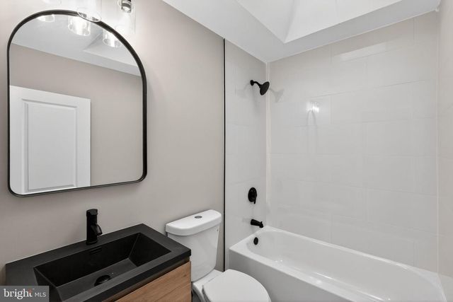 6514 ELMWOOD AVE, Philadelphia, PA 19142