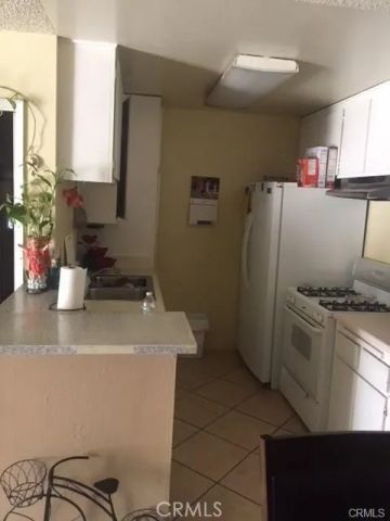801 S Lyon Street A112, Santa Ana, CA 92705