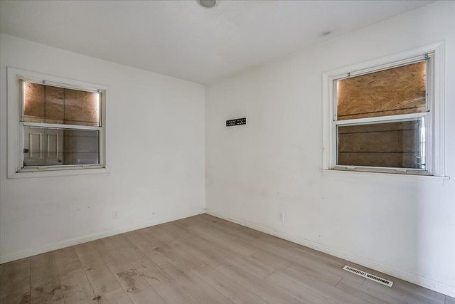 1502 E Catalina St, Wichita, KS 67216