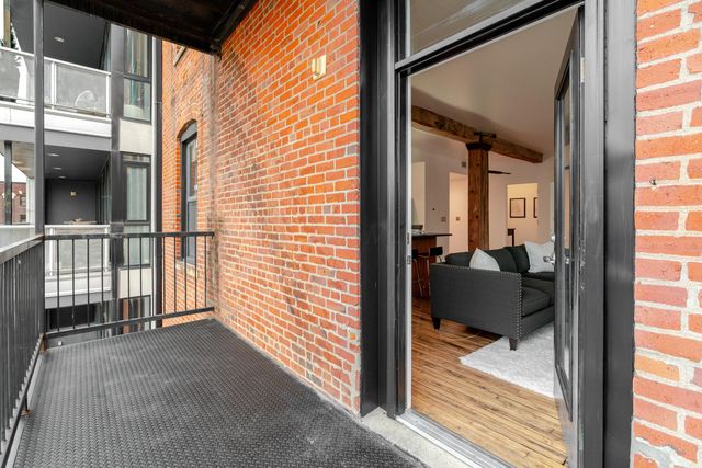 225 N 4th Street, 303, Columbus, OH 43215