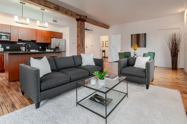 225 N 4th Street, 303, Columbus, OH 43215