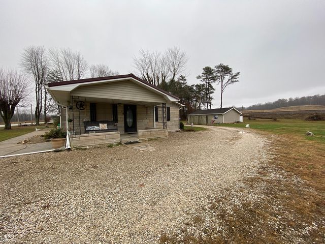 6066 State Road 60 W, Mitchell, IN 47446