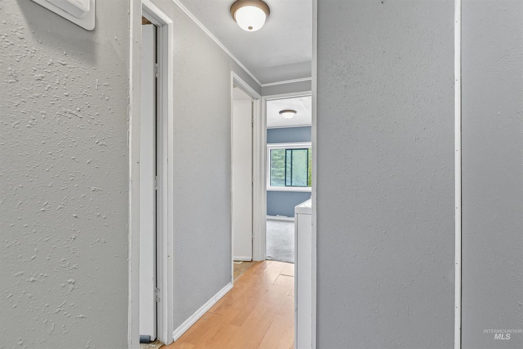 609 N Almon 2003, Moscow, ID 83843 photo 3