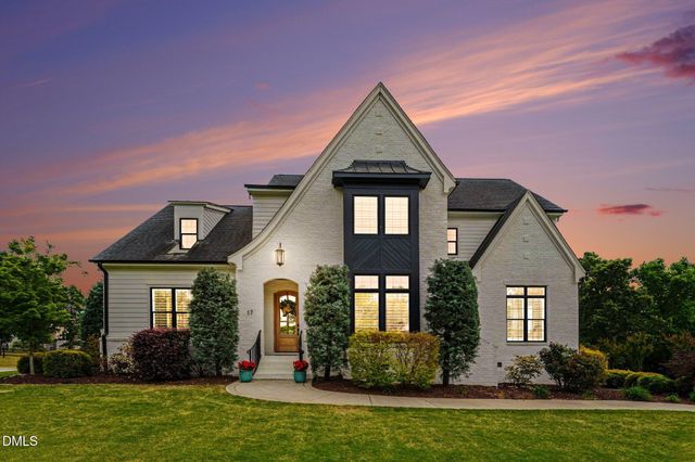 17 Stella Court, Clayton, NC 27527